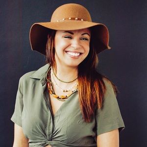 Meet your Posher, Amber